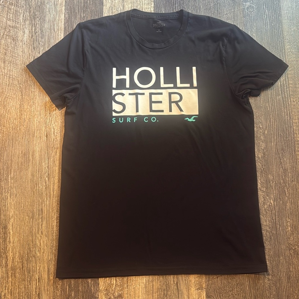 Hollister Surf Co Men’s T-Shirt Black Size Medium